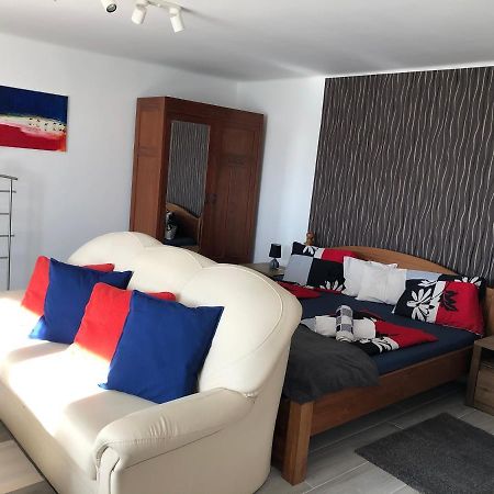 Leander Apartman Balatonakali Eksteriør bilde