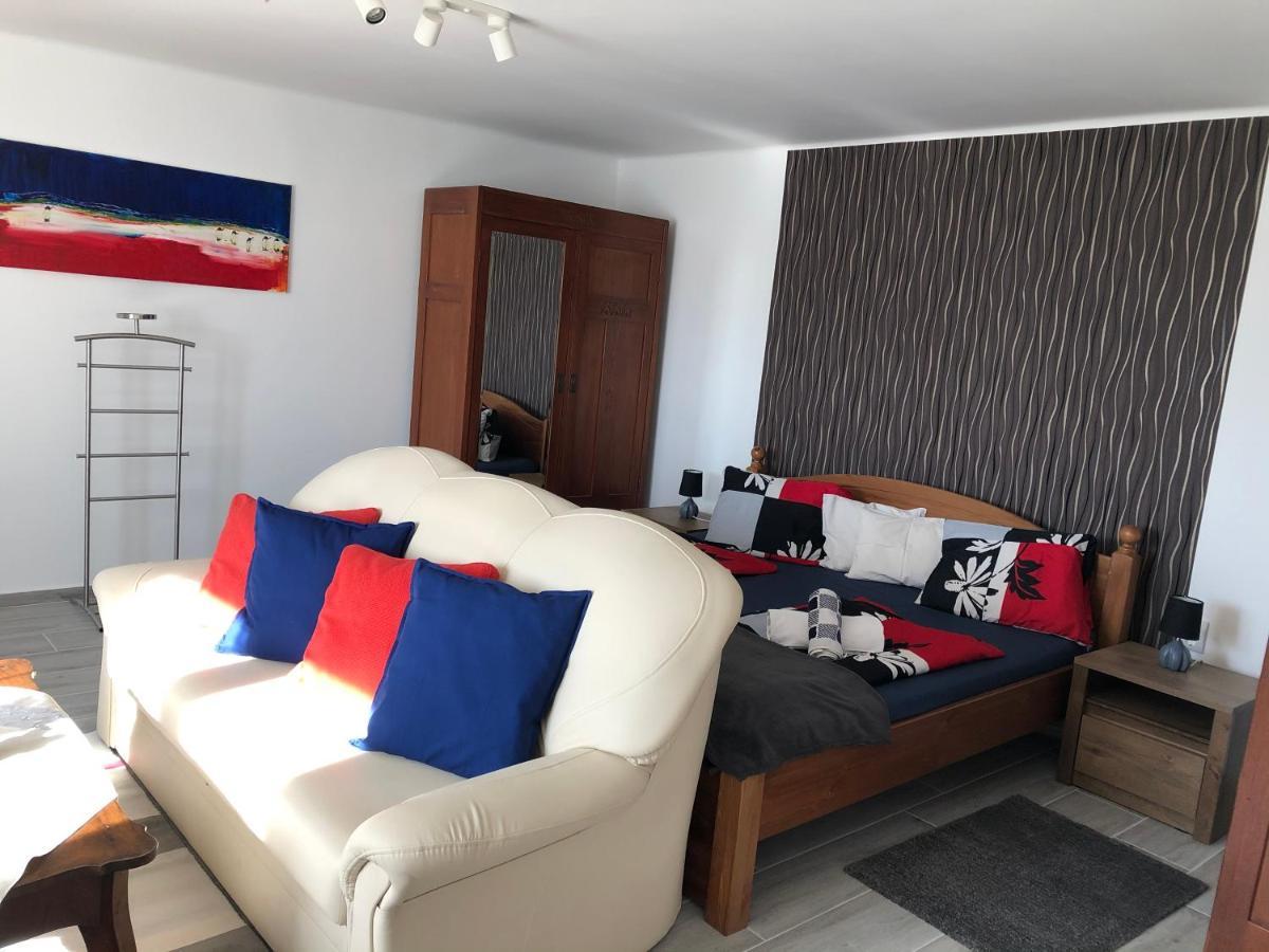 Leander Apartman Balatonakali Eksteriør bilde